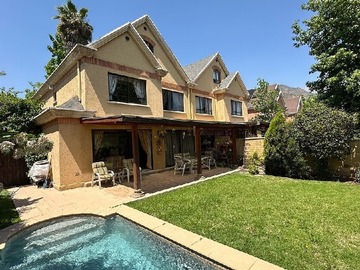 Casa en venta en Las Condes, San Carlos de Apoquindo, Las Condes - 4 dormitorios, 4 baños