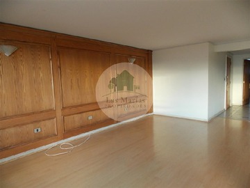 Departamento en venta en Metro Escuela Militar, Estadio Español, Omnium, Las Condes - 4 dormitorios, 3 baños