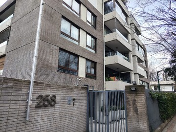 Departamento en arriendo mensual en Penthouse Dúplex 3D/3B con Quincho Privado - Ñuñoa - 3 dormitorios, 3 baños