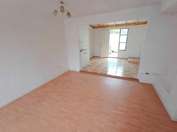 Casa en venta en Calle Alcalde Rodolfo Galleguillos, Villa Alemana - 2 dormitorios, 1 baño