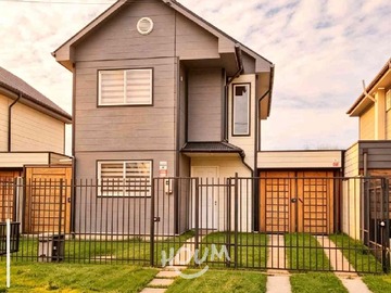 Casa en arriendo mensual en Calle Margot Loyola Palacios, Temuco - 3 dormitorios, 2 baños