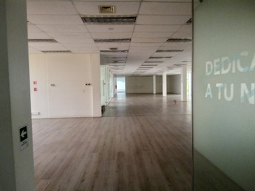 Oficina en arriendo mensual en Av. Sta. María 0792, Providencia - 10 dormitorios, 8 baños