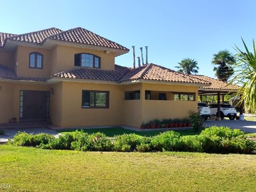Casa en venta en Venta Casa 6 Dorm 5 Baños, Algarrobal, Chicureo. - 6 dormitorios, 5 baños