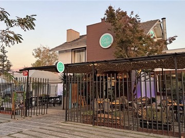 Arriendo Mensual / Local Comercial / Vitacura
