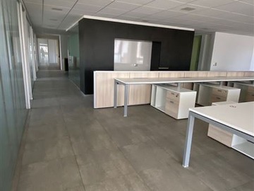 Oficina en arriendo mensual en Metro tobalaba, Providencia - 13 dormitorios