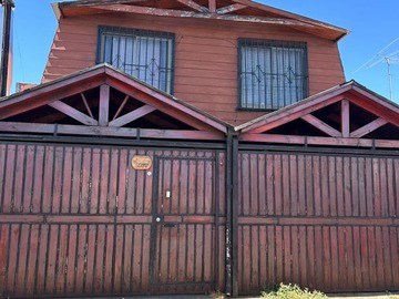 Casa en venta en José Miguel Infante, Victoria - 3 dormitorios, 2 baños