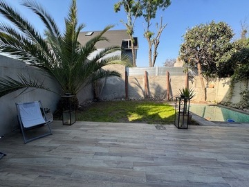 Casa en venta en Colegio manquehue, Vitacura - 3 dormitorios, 3 baños