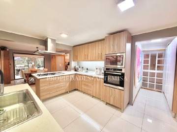 Casa en venta en Condominio parque sanfuentes, Machalí - 5 dormitorios, 4 baños