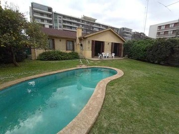 Casa en venta en Coventry (74037), Ñuñoa - 6 dormitorios, 3 baños