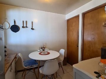 Casa en venta en Nocedal 6663, La Reina - 4 dormitorios, 4 baños