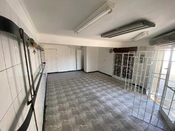Local Comercial en arriendo mensual en Local Comercial Remodelado (171942), Santiago - 1 baño