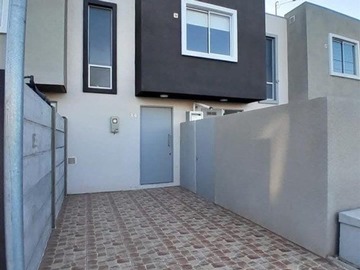 Casa en venta en Eloísa Poppe, Coquimbo, Región de Coquimbo 1780000, Chile, Coquimbo - 3 dormitorios, 2 baños