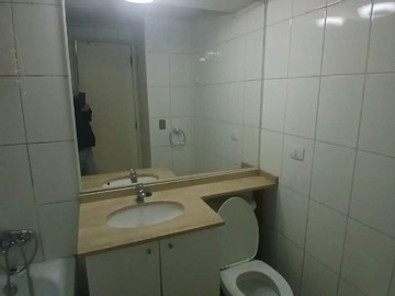 Departamento en arriendo mensual en Excelente Depto a Pasos de Metro - 1 dormitorio, 1 baño