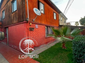 Casa en venta en Ñuñoa, Casa Duplex con Excelente Conectividad (176475), Ñuñoa - 4 dormitorios, 2 baños