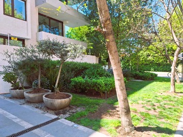 Departamento en venta en Dpto. Duplex de 2d y 2b cerca de am. Vespucio (122777), Las Condes - 2 dormitorios, 3 baños