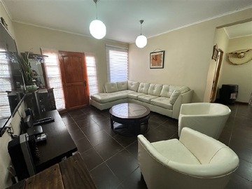Casa en venta en Colegio Leonardo Da Vinci, Calama - 4 dormitorios, 3 baños