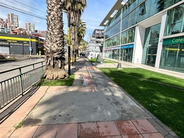Local Comercial en arriendo mensual en Avda Borgoño, Reñaca, Viña del Mar