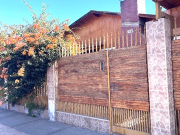 Casa en arriendo mensual en Calle Prat Quinta Valle (146141), Vallenar - 5 dormitorios, 3 baños