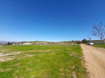 Terreno en venta en Terreno plano orilla de ruta 60 (171555), Limache