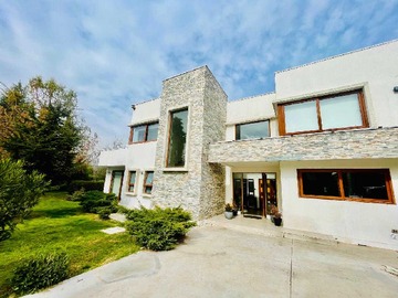 Casa en venta en Casa en parcela condominio con cancha d golf (129125), Talagante - 5 dormitorios, 5 baños