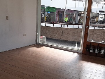 Local Comercial en venta en Av. Pedro de valdivia con irarrazaval mall caracol ñuñoa, Ñuñoa - 1 dormitorio, 1 baño