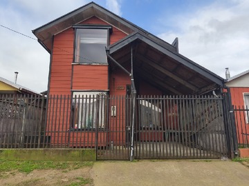 Casa en venta en Casa pasaje perquenco - osorno, Osorno - 4 dormitorios, 2 baños