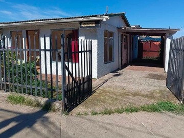 Casa en venta en Se Vende Casa en Bellavista a Cuadras del Colegio Padre Coindre - 3 dormitorios, 1 baño
