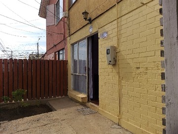 Casa en arriendo mensual en Villa alemana, Villa Alemana - 3 dormitorios, 1 baño