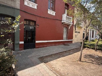 Local Comercial en arriendo mensual en Oportunidad de Inversión: Local Versátil (175698), Santiago - 5 dormitorios