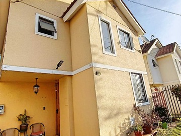 Casa en venta en Presbítero Eduardo Lecaurt (162170), Villa Alemana - 3 dormitorios, 2 baños