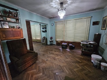 Casa en venta en Cerca de gran avenida., El Bosque - 6 dormitorios, 3 baños