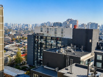 Departamento en arriendo mensual en Arriendo Studio Cerca Metro Irarrazaval con Estacionamiento - 1 dormitorio, 1 baño