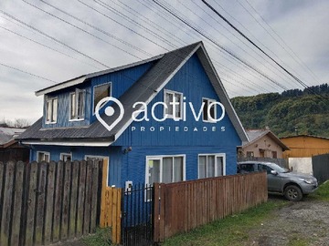 Casa en venta en Avenida Argentina, Valdivia - 4 dormitorios, 1 baño