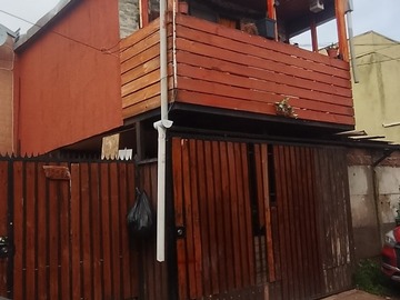 Casa en venta en Casa amplia de dos pisos, San Bernardo - 4 dormitorios, 1 baño