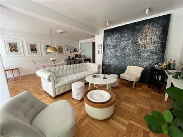 Departamento en venta en Av. Presidente Errázuriz / Gertrudis Echeñique, Las Condes - 2 dormitorios, 4 baños
