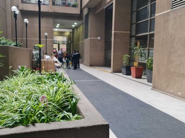 Departamento en arriendo mensual en A pasos del Metro Bellas Artes (110200), Santiago - 1 dormitorio, 1 baño