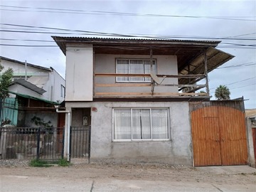 Casa en venta en Hurtado de mendoza, Coquimbo - 4 dormitorios, 1 baño