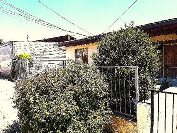 Casa en venta en Casa de Un Piso Solida Pareo Simple Paradero 12 - 5 dormitorios, 4 baños
