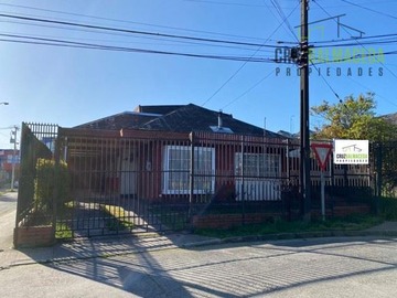Casa en venta en Puerta del Sol, Puerto Montt - 4 dormitorios, 3 baños