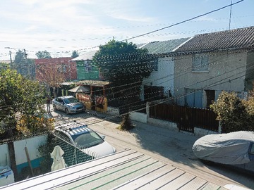Casa en venta en Casa sector Av. Escuela Agrícola, Marathón (169037), Macul - 4 dormitorios, 1 baño