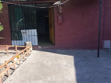 Casa en venta en Vivaldi 1050, La Florida, Santiago Metropolitan Region 8240000, Chile, La Florida - 4 dormitorios, 1 baño