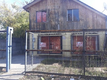 Casa en venta en San Agustín 1159, Curicó - 7 dormitorios, 2 baños