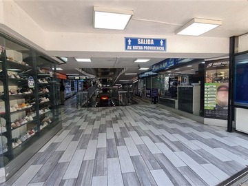 Local Comercial en arriendo mensual en Av ricardo lyon, Providencia - 1 baño