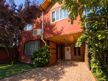 Casa en venta en Curicó, Curicó - 3 dormitorios