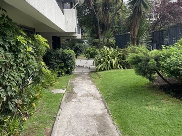 Departamento en venta en Luis Thayer Ojeda / Eleodoro Yáñez / Metro Colon, Providencia - 3 dormitorios, 2 baños