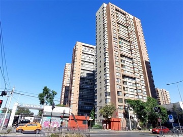 Departamento en venta en Vendo Departamento amoblado 1 dormitorio/Metro Hospitales, Independencia - 1 dormitorio, 1 baño