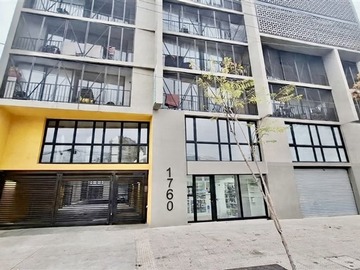 Oficina en venta en Franklin, Santiago - 1 dormitorio, 1 baño