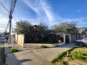 Casa en venta en Oscar chanks, Quinta Normal - 4 dormitorios, 1 baño