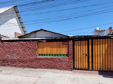 Casa en venta en Magallanes 2169, Macul - 3 dormitorios, 1 baño