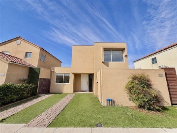Casa en venta en Las compuertas 1130, Padre Hurtado - 3 dormitorios, 3 baños